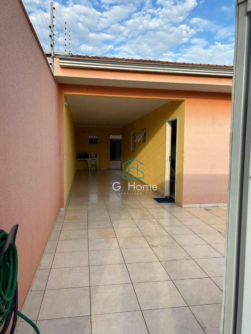 Casa à venda com 6 quartos, 120m² - Foto 2