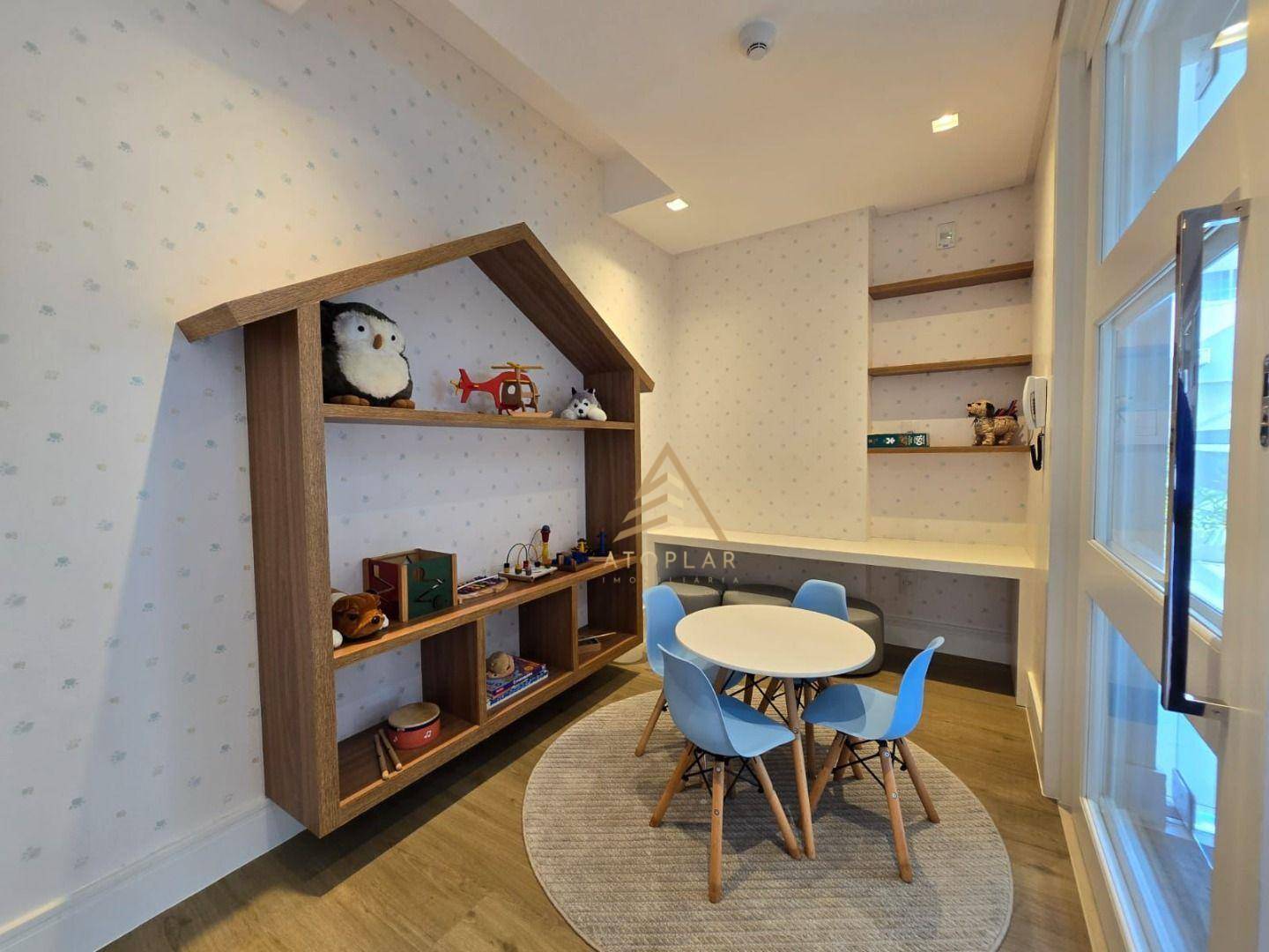 Apartamento à venda com 3 quartos, 117m² - Foto 23