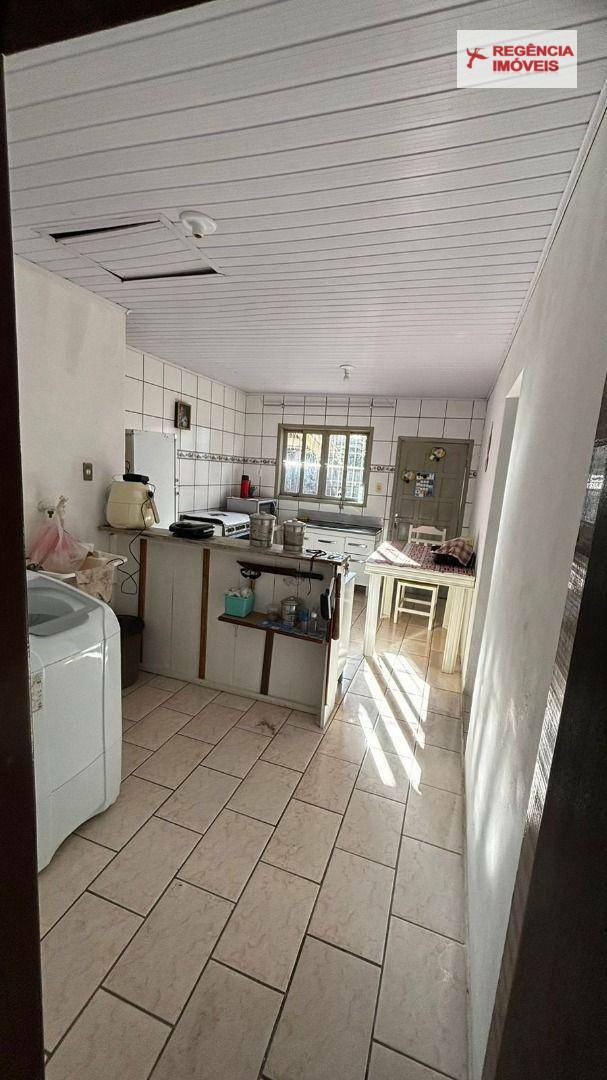 Casa à venda com 5 quartos, 163m² - Foto 9