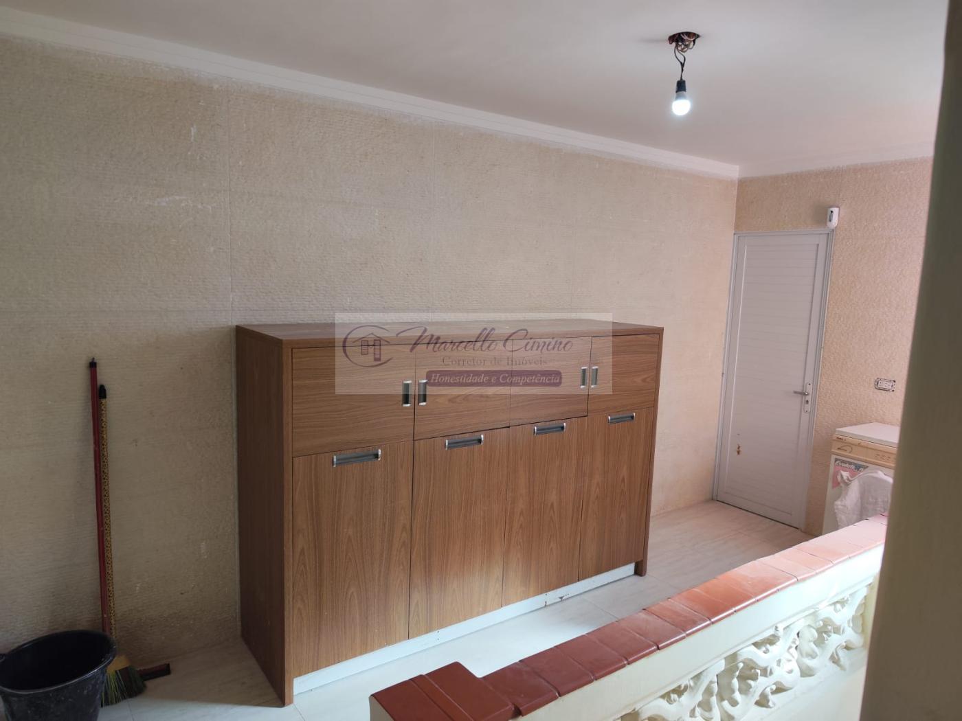 Casa à venda com 3 quartos, 300m² - Foto 17