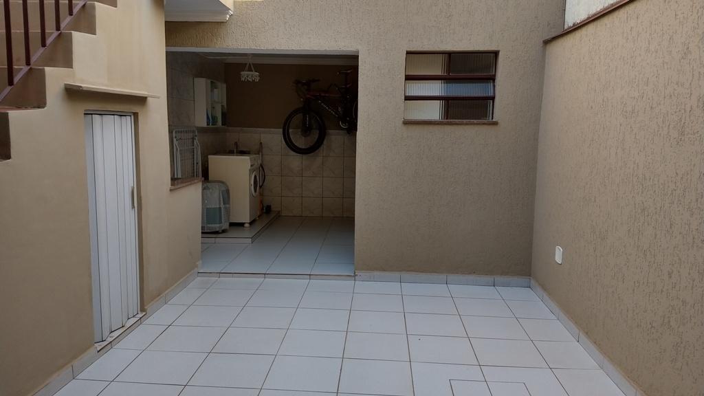 Sobrado à venda com 3 quartos, 160m² - Foto 43