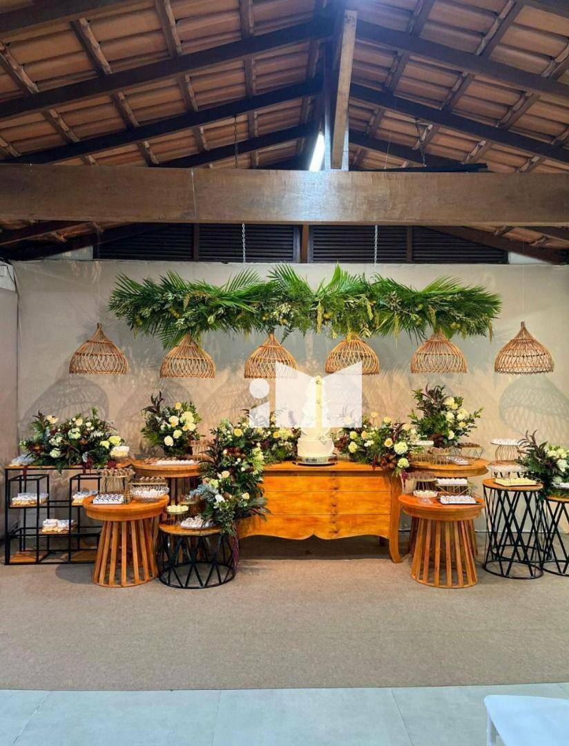 Casa de Condomínio à venda com 4 quartos, 375m² - Foto 2