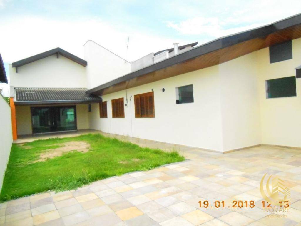 Casa à venda com 3 quartos, 400m² - Foto 16