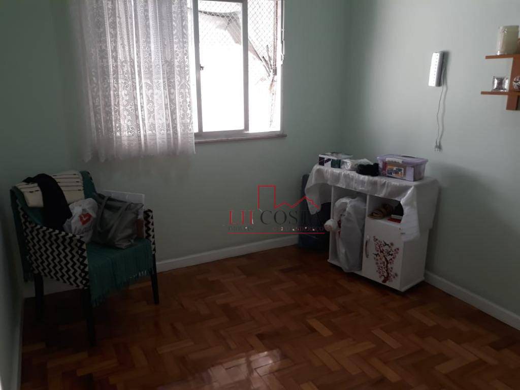 Apartamento à venda com 2 quartos, 67m² - Foto 11