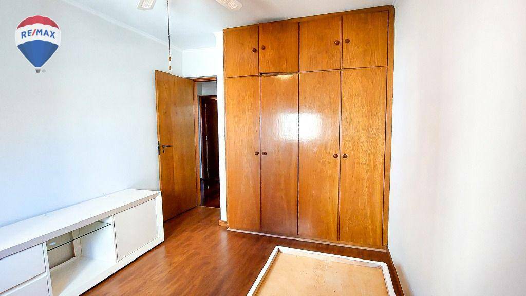 Apartamento para alugar com 3 quartos, 114m² - Foto 14