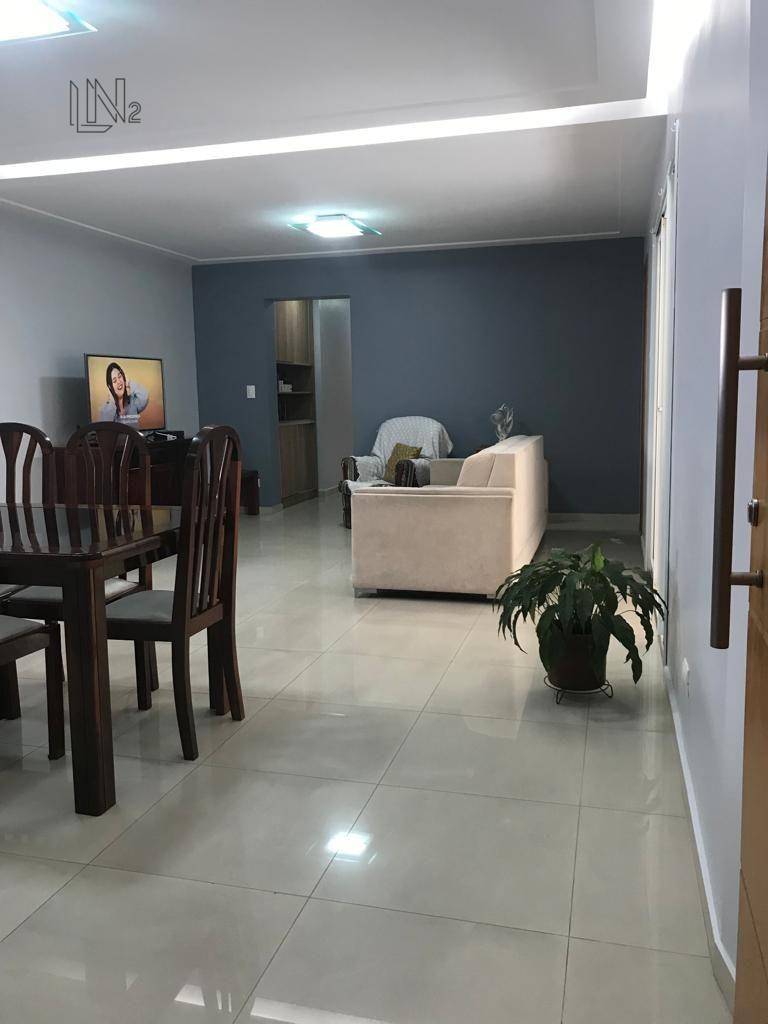 Apartamento à venda com 3 quartos, 140m² - Foto 5