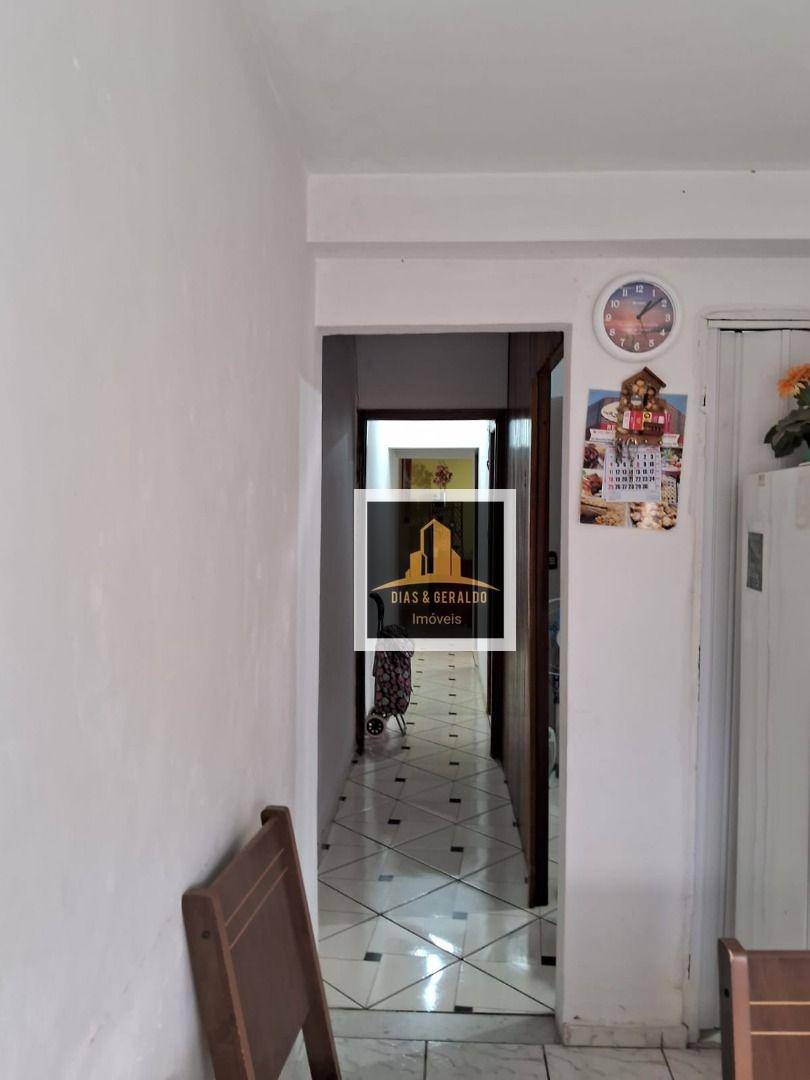 Casa à venda com 2 quartos, 144m² - Foto 10