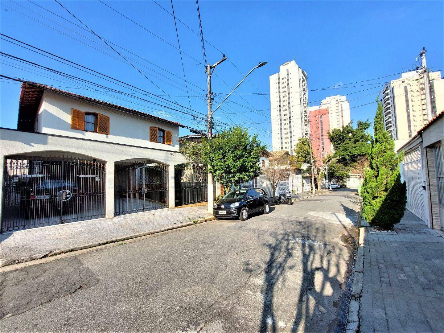 Casa à venda e aluguel com 3 quartos, 258m² - Foto 30