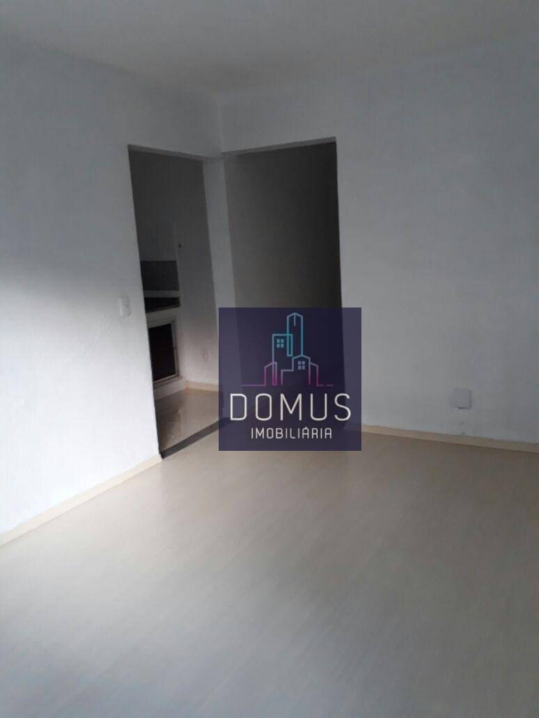 Apartamento à venda com 2 quartos, 50m² - Foto 2