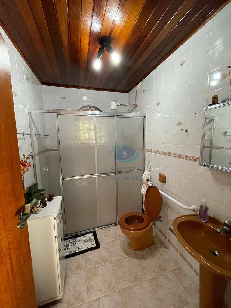 Chácara à venda com 4 quartos, 330m² - Foto 22