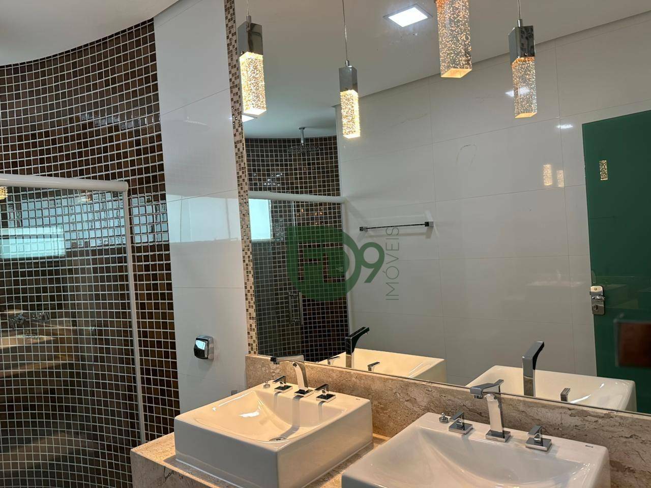 Casa à venda com 3 quartos, 240m² - Foto 25