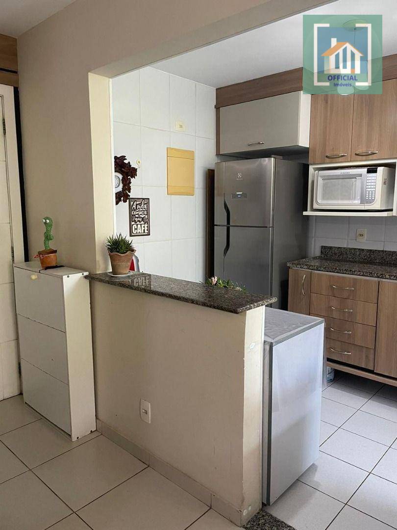 Apartamento à venda com 2 quartos, 79m² - Foto 1