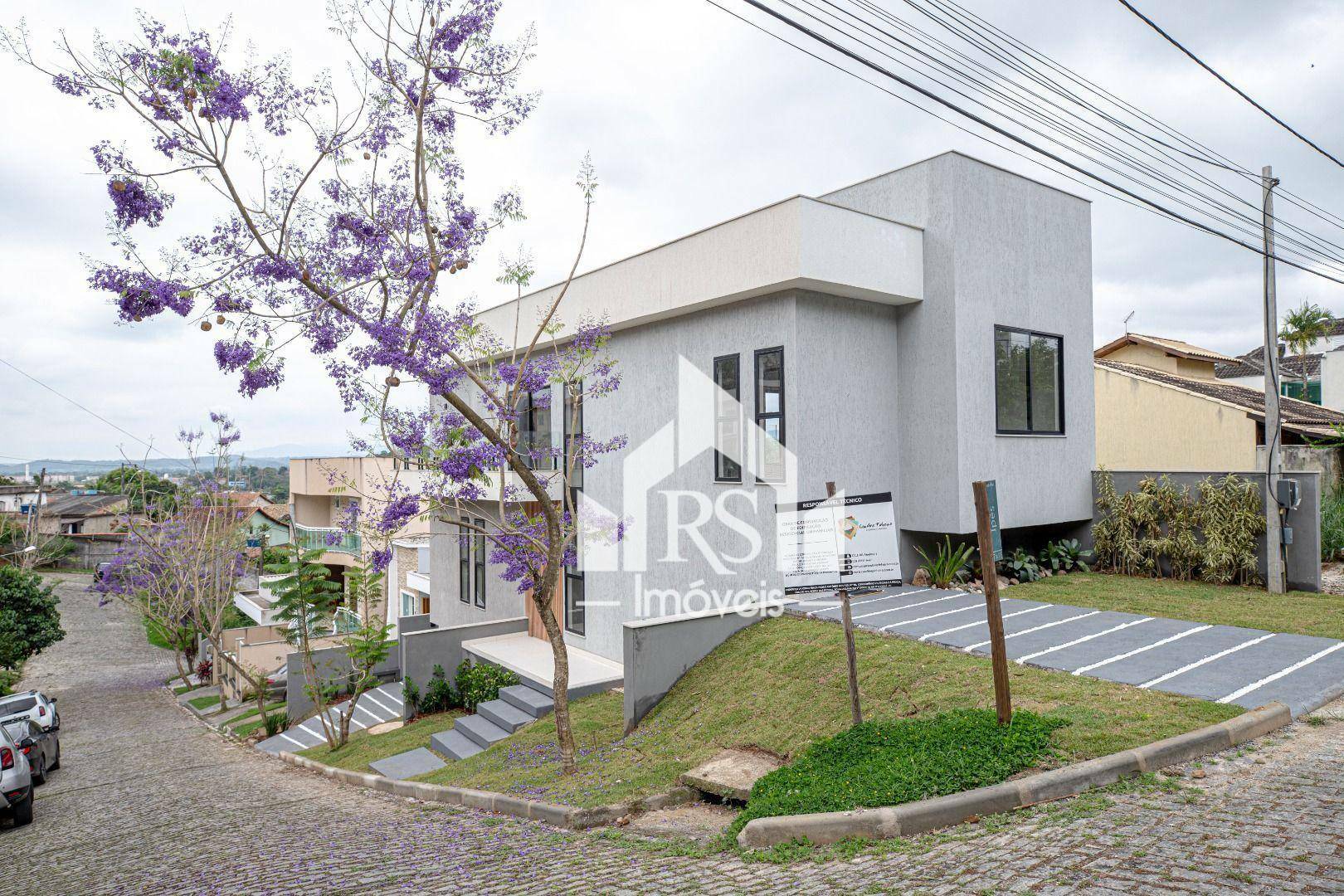 Casa de Condomínio à venda com 3 quartos, 190m² - Foto 2