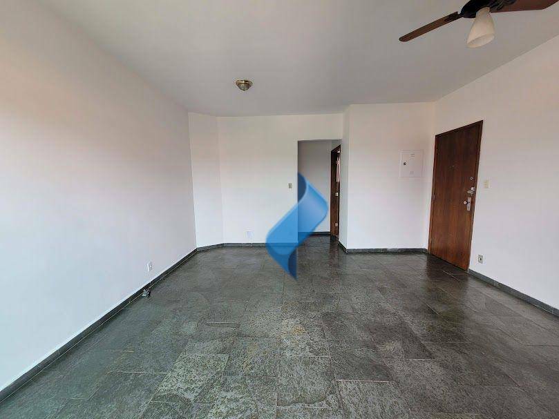 Apartamento para alugar com 3 quartos, 88m² - Foto 7