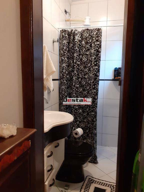 Sobrado à venda com 3 quartos, 220m² - Foto 9