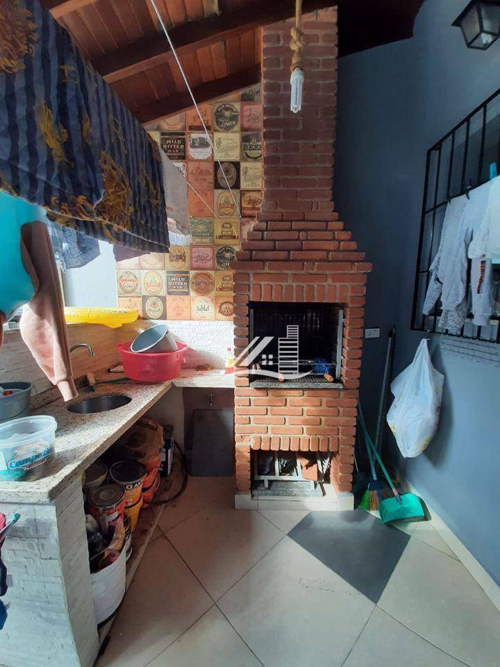 Sobrado à venda com 3 quartos, 212m² - Foto 17