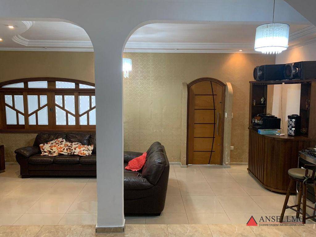 Sobrado, 4 quartos, 240 m² - Foto 4