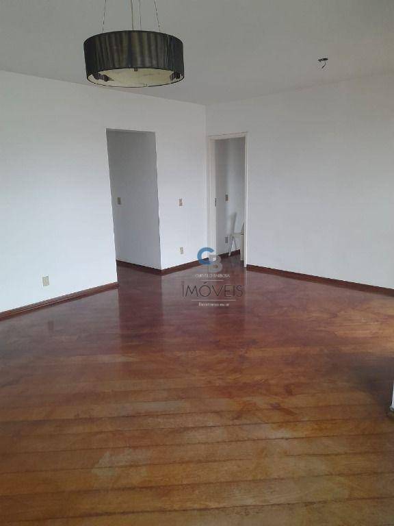 Apartamento à venda com 3 quartos, 117m² - Foto 1