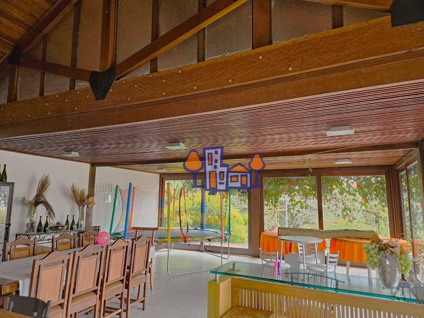 Casa à venda com 4 quartos, 300m² - Foto 44