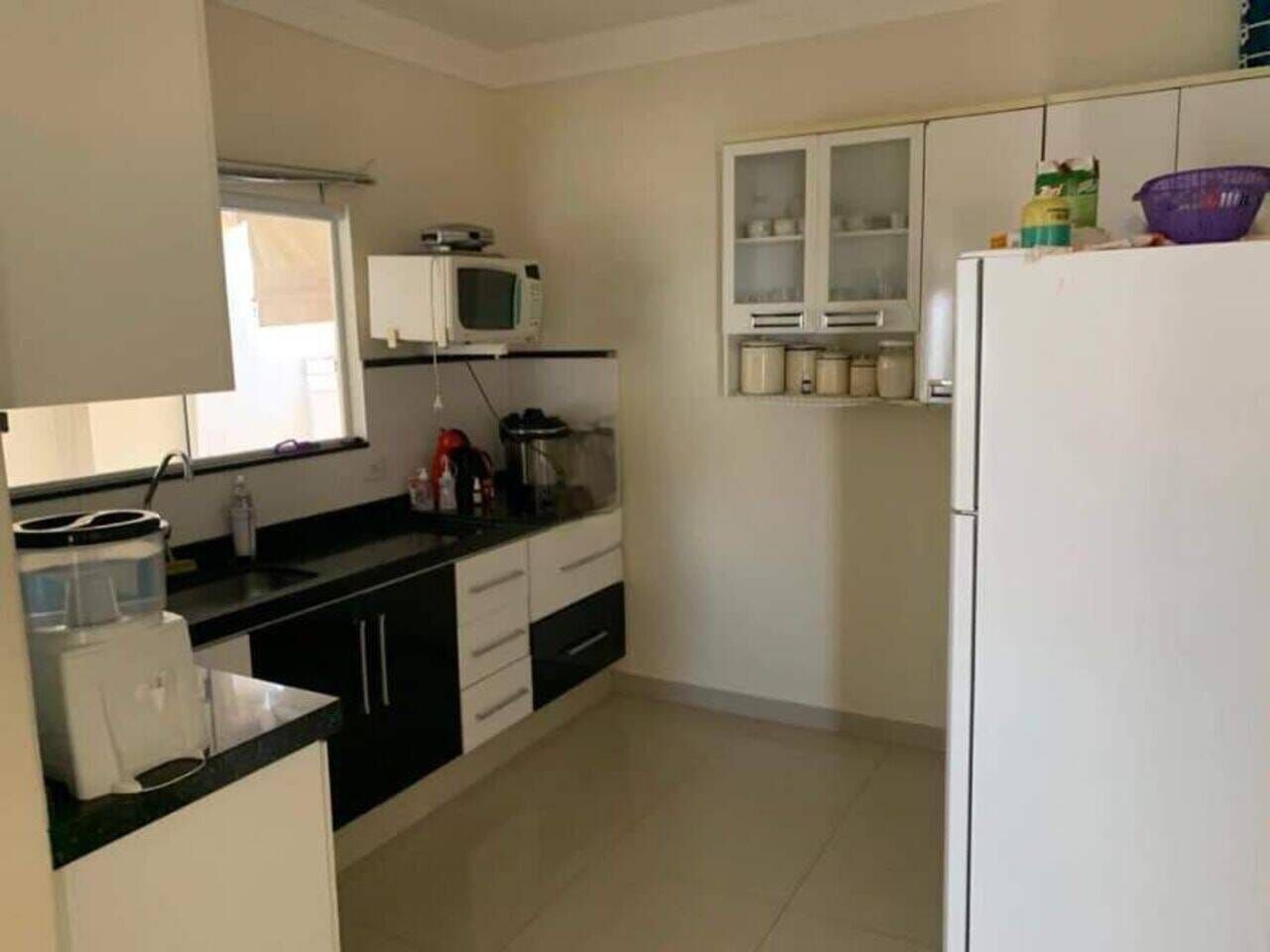 Casa à venda com 2 quartos, 210m² - Foto 7