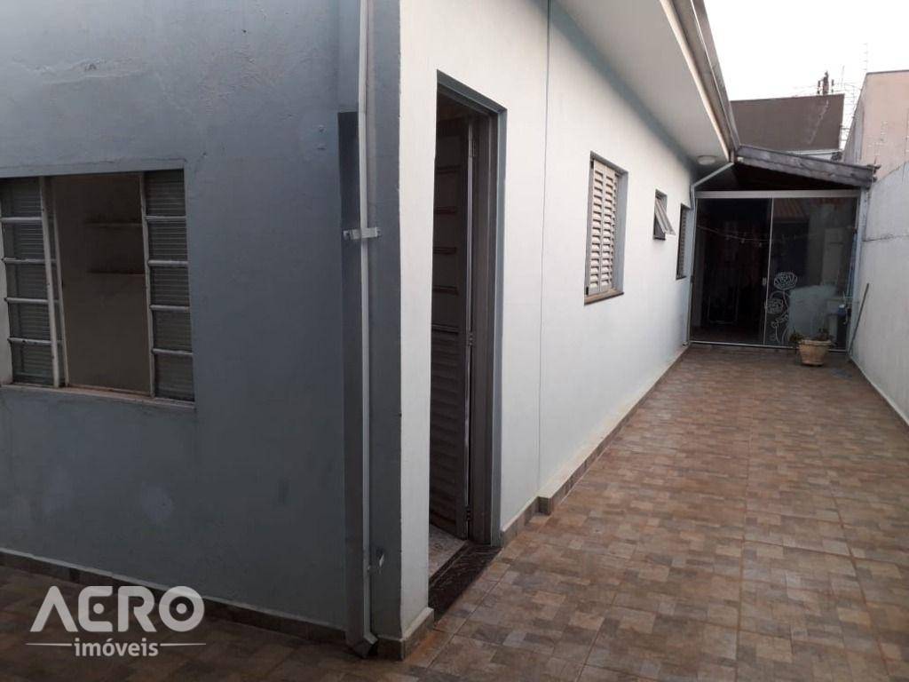 Casa à venda com 3 quartos, 233m² - Foto 26