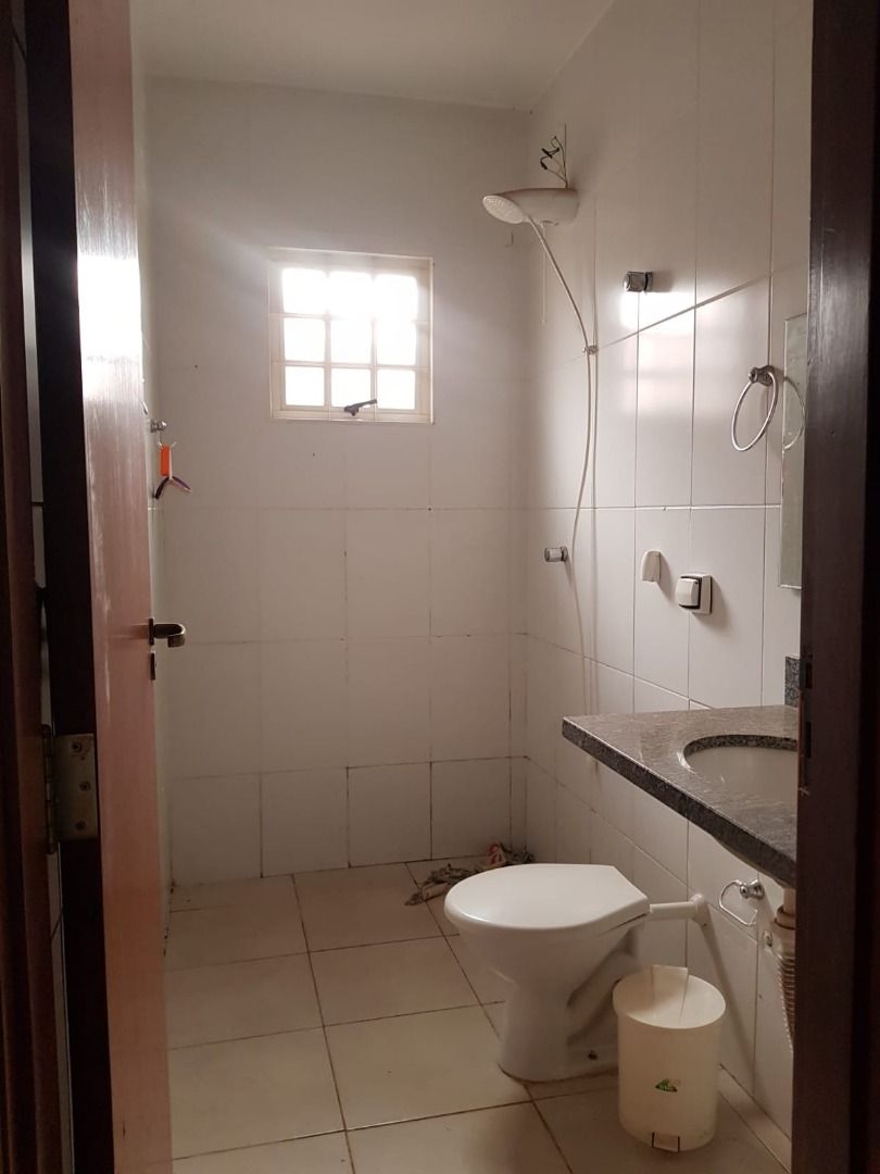 Casa à venda com 3 quartos, 75m² - Foto 11