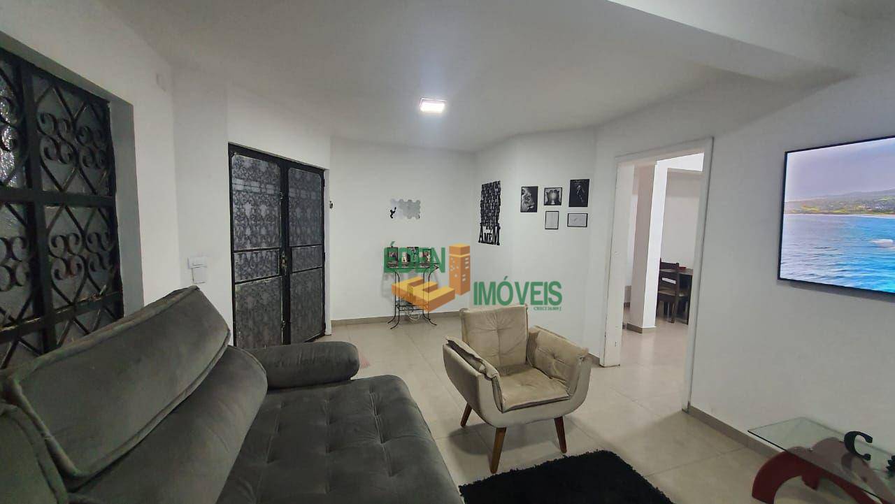 Casa à venda com 3 quartos, 160m² - Foto 4