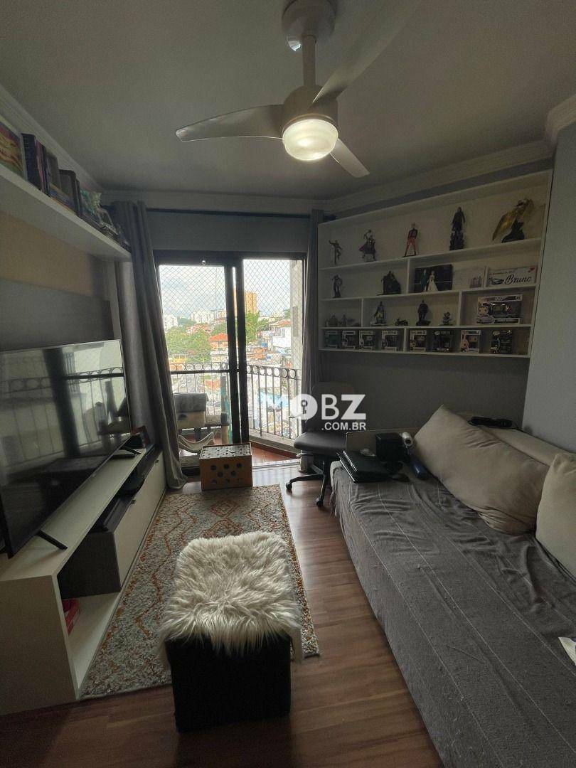 Apartamento à venda com 2 quartos, 60m² - Foto 1