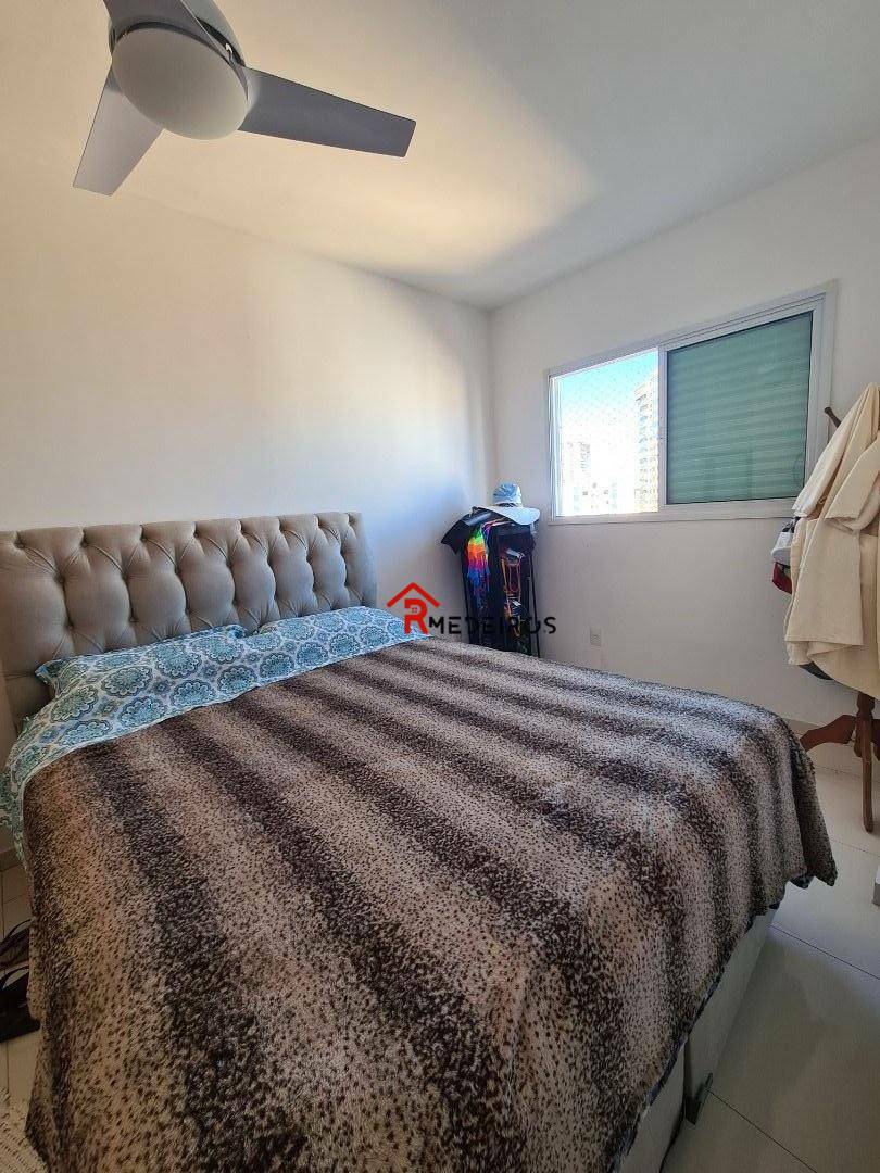 Apartamento à venda com 3 quartos, 90m² - Foto 14