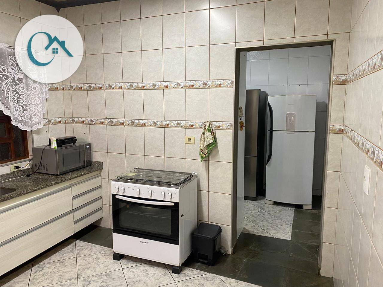 Chácara à venda com 2 quartos, 300m² - Foto 15