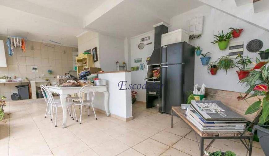 Sobrado à venda com 4 quartos, 215m² - Foto 3