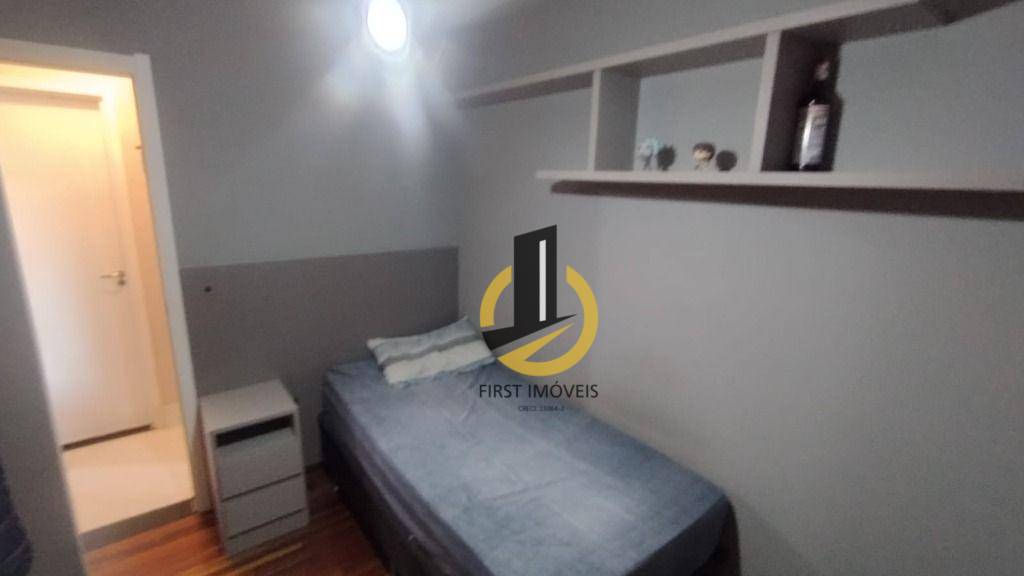 Apartamento à venda com 2 quartos, 62m² - Foto 12