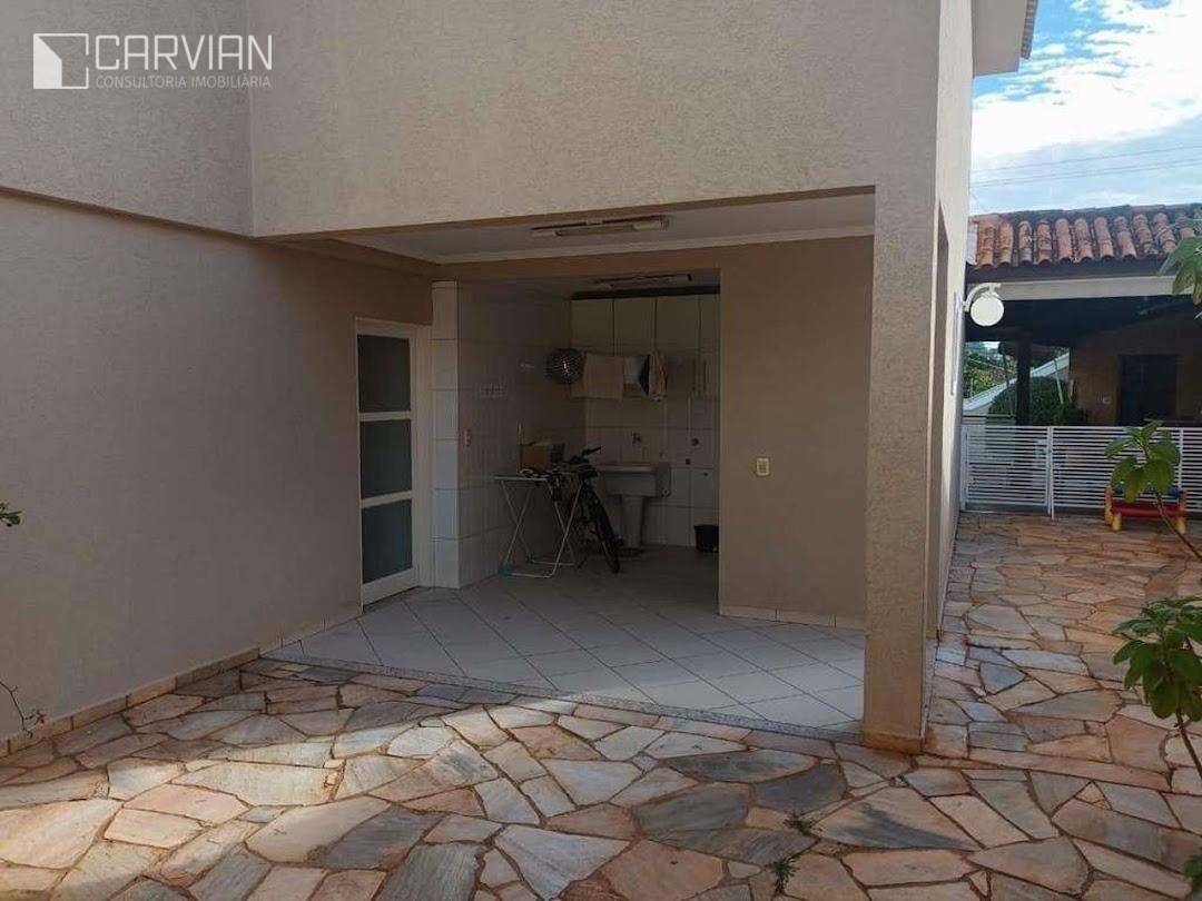 Casa à venda com 4 quartos, 414m² - Foto 19