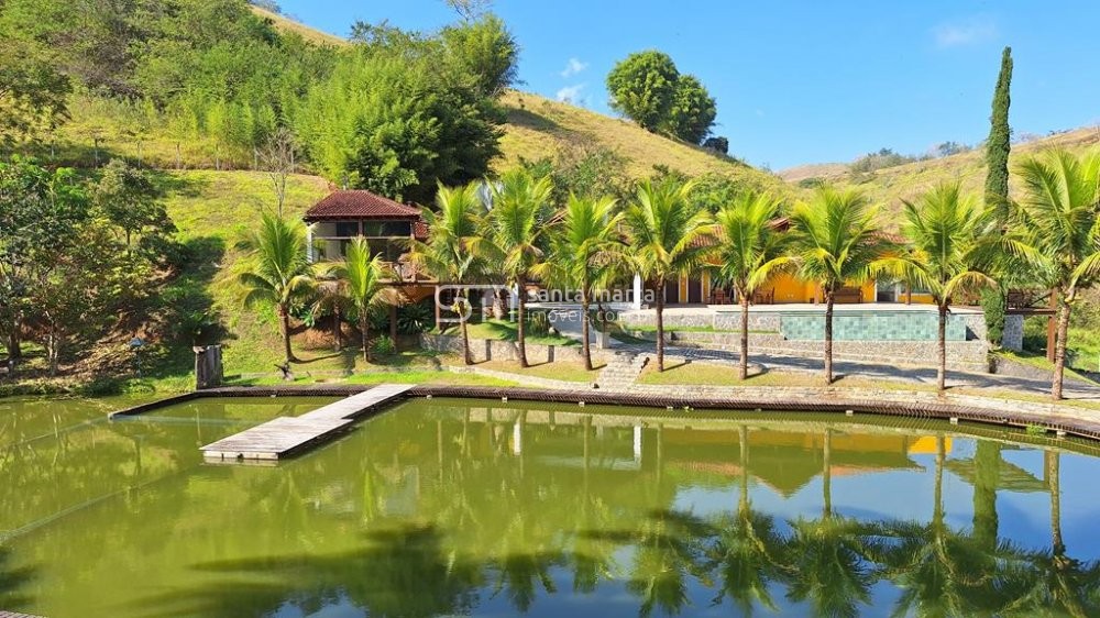 Fazenda à venda com 5 quartos, 10m² - Foto 33