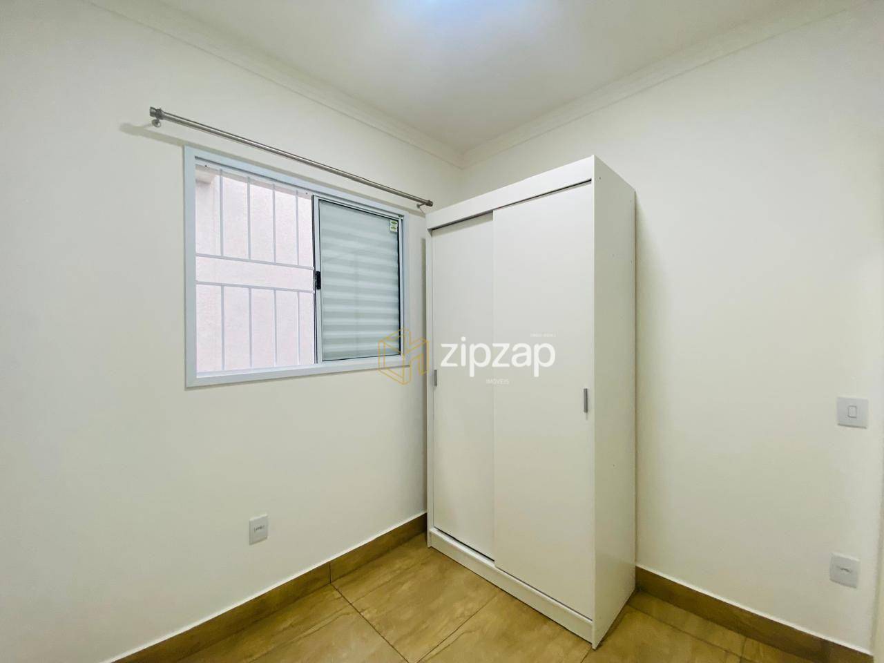 Casa para alugar com 2 quartos, 50m² - Foto 5