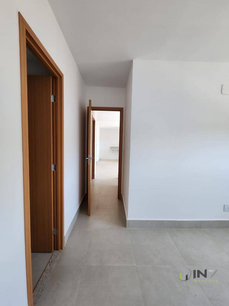 Apartamento à venda com 2 quartos, 60m² - Foto 7