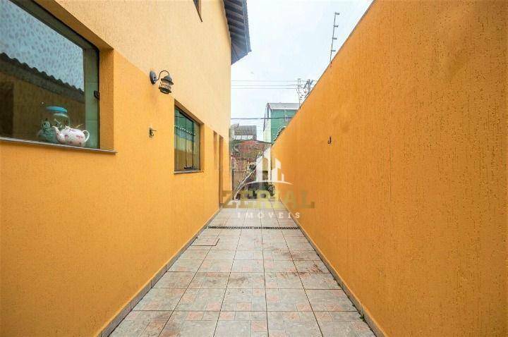 Sobrado à venda com 4 quartos, 324m² - Foto 15