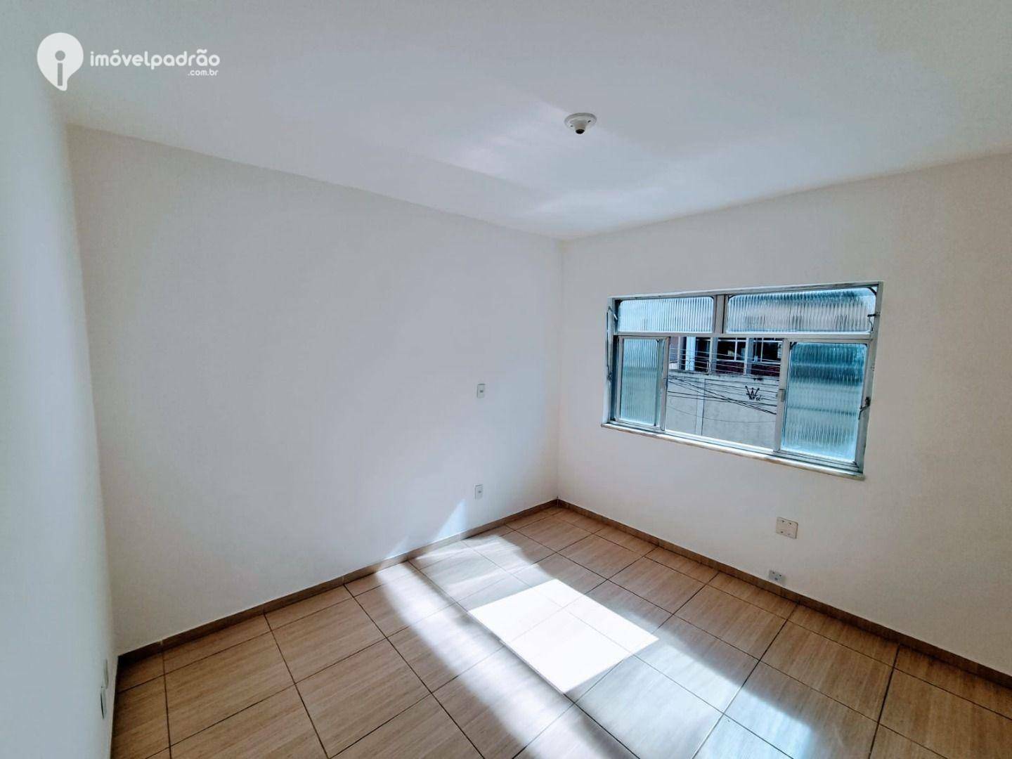Apartamento à venda com 2 quartos, 70m² - Foto 19