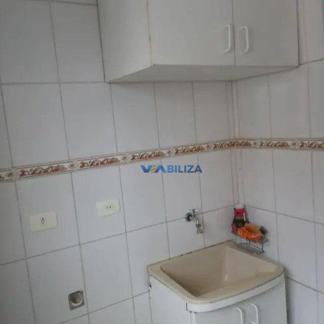 Apartamento à venda com 3 quartos, 64m² - Foto 3