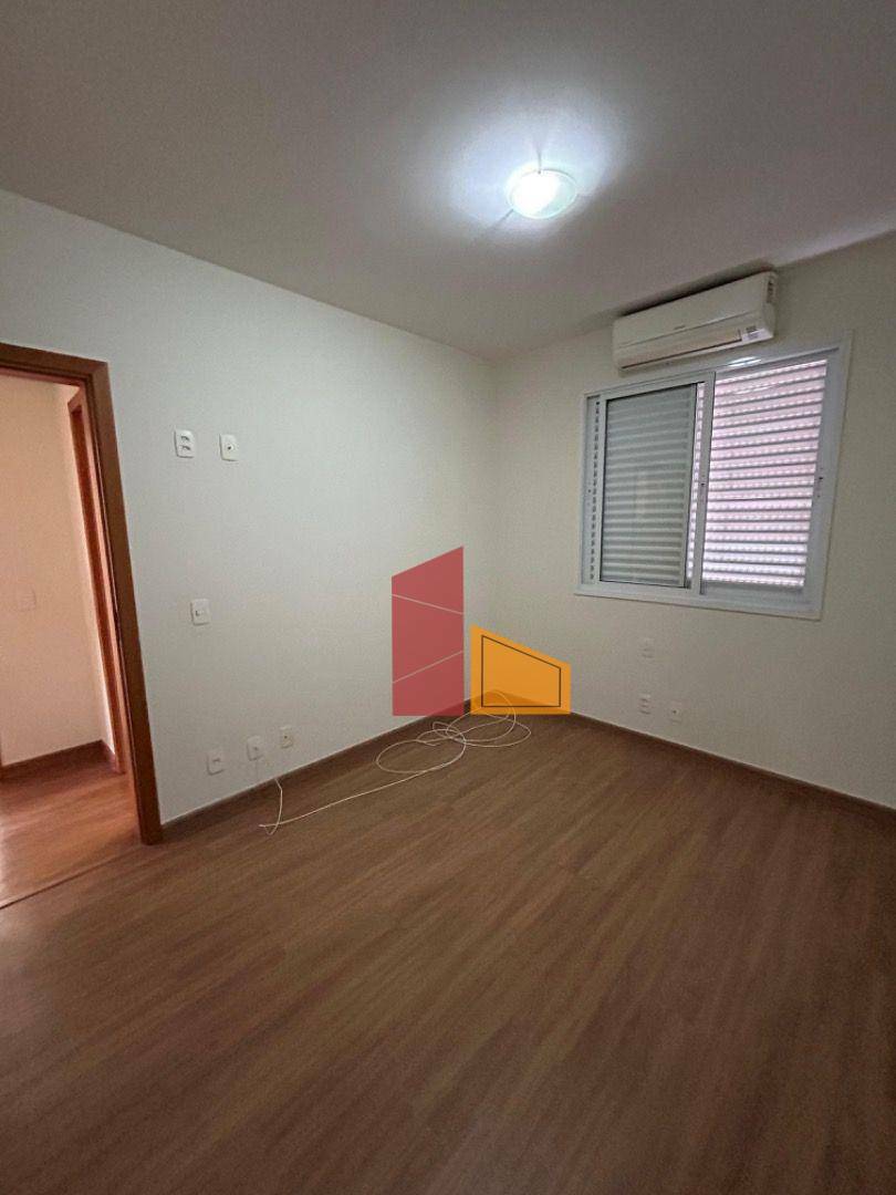 Apartamento à venda com 3 quartos, 115m² - Foto 13