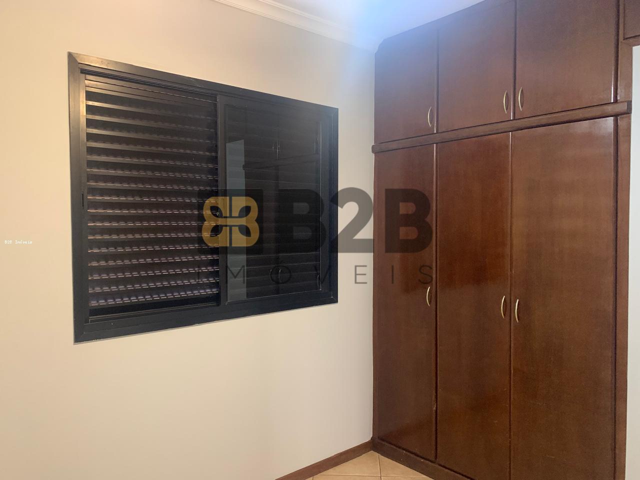 Apartamento à venda com 3 quartos, 110m² - Foto 13