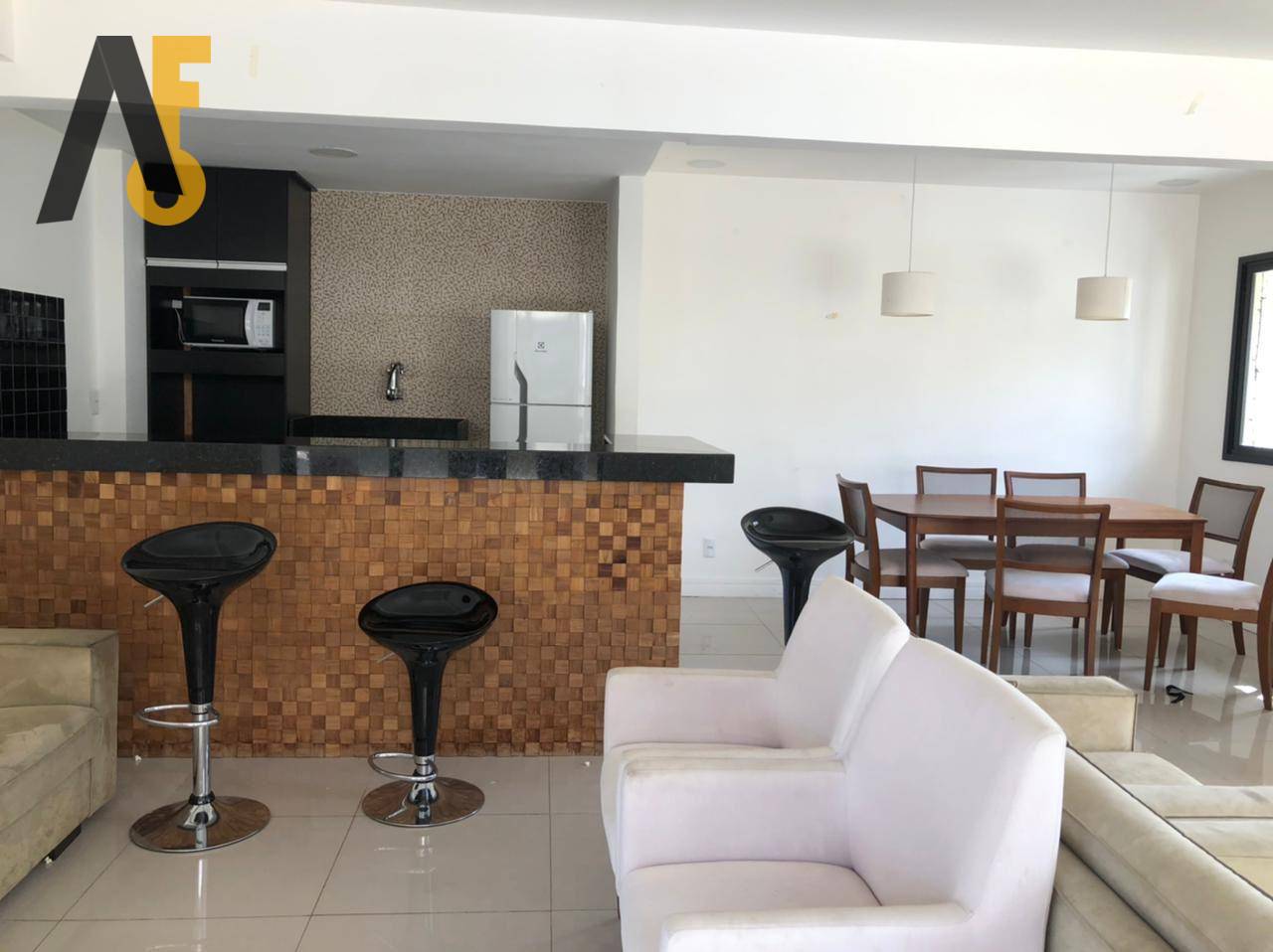 Apartamento à venda com 2 quartos, 63m² - Foto 6