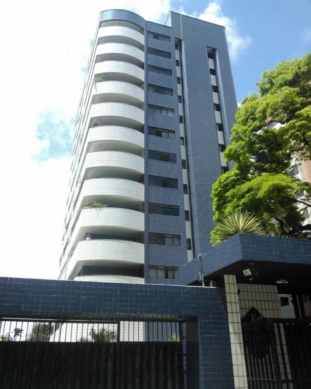 Apartamento à venda com 3 quartos, 240m² - Foto 1