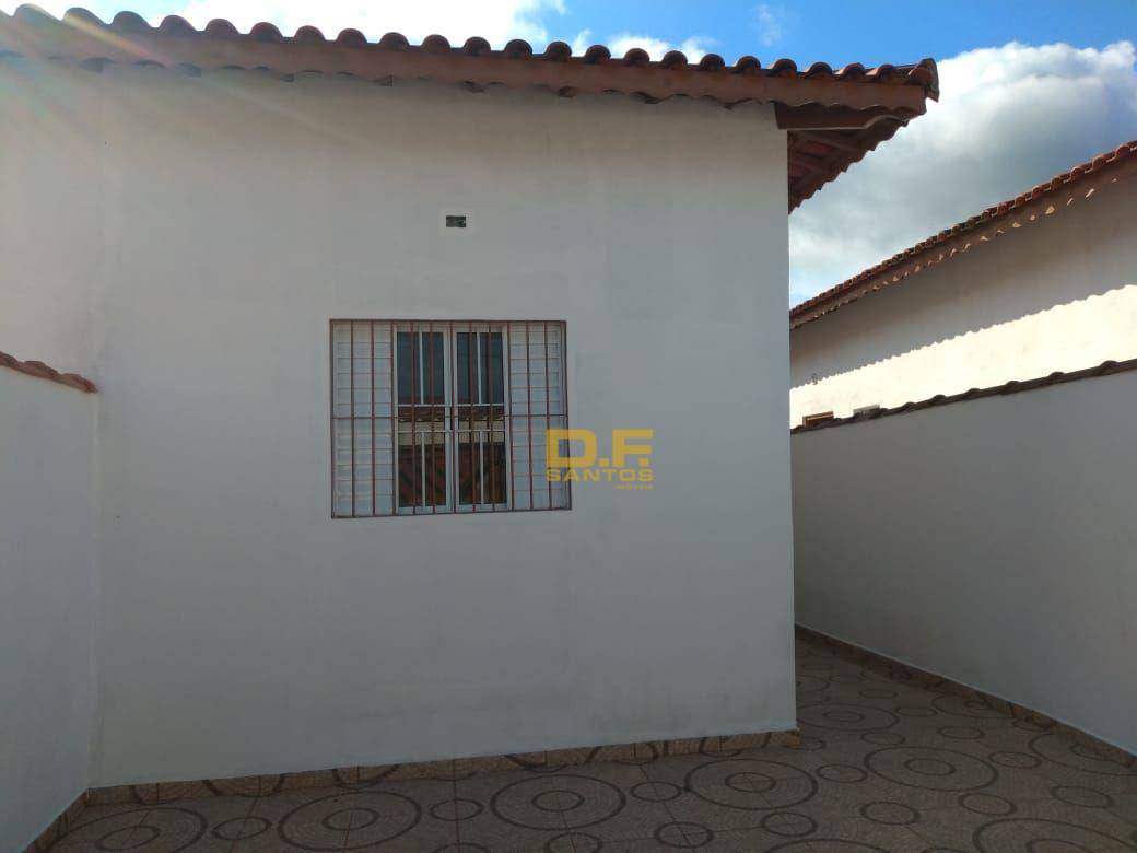 Casa à venda com 2 quartos, 70m² - Foto 15