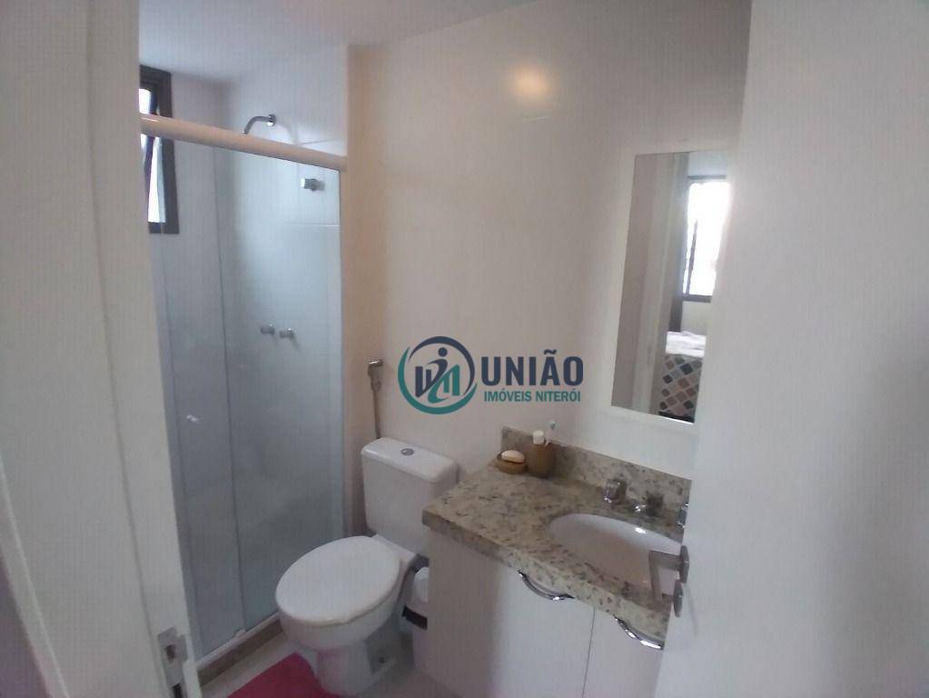 Apartamento à venda com 2 quartos, 80m² - Foto 11