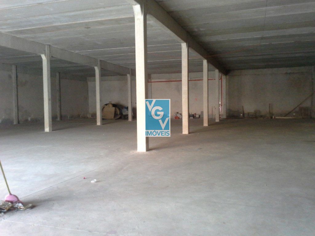 Depósito-Galpão-Armazém para alugar, 1600m² - Foto 3