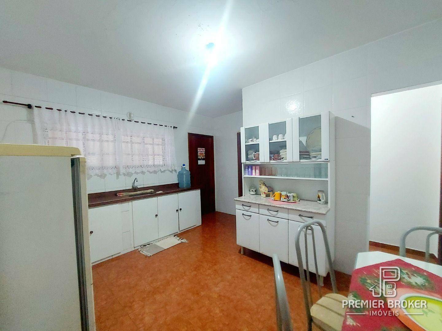 Casa à venda com 3 quartos, 229m² - Foto 25