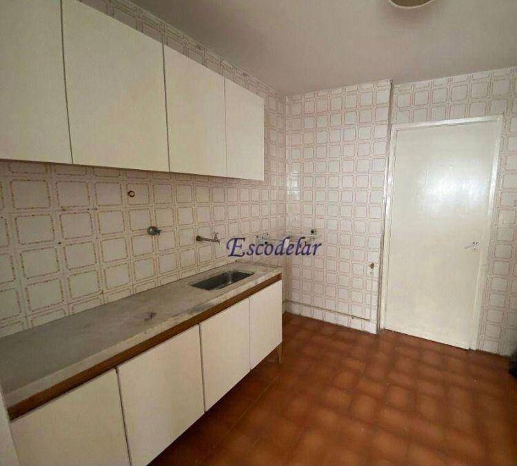 Apartamento à venda com 3 quartos, 68m² - Foto 2