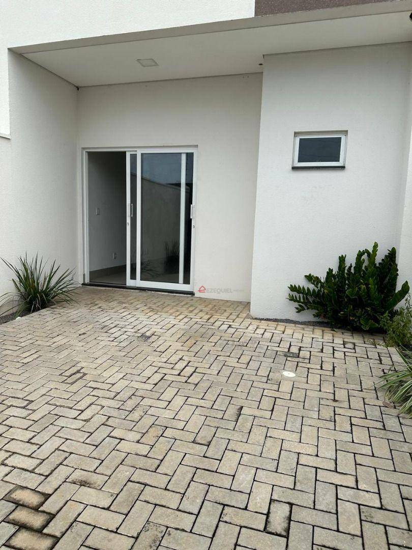 Sobrado para alugar com 2 quartos, 30m² - Foto 6