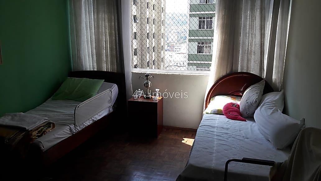 Apartamento à venda com 3 quartos, 160m² - Foto 19